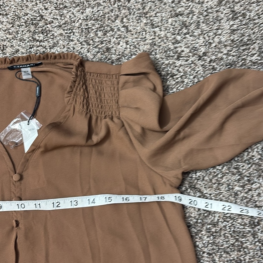 NWT Tahari Hazelnut Brown Long Sleeve Top Size M - Picture 8 of 11